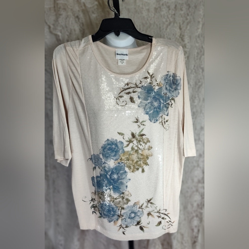 Bonworth Top cream blue floral with bling sequins NWOT